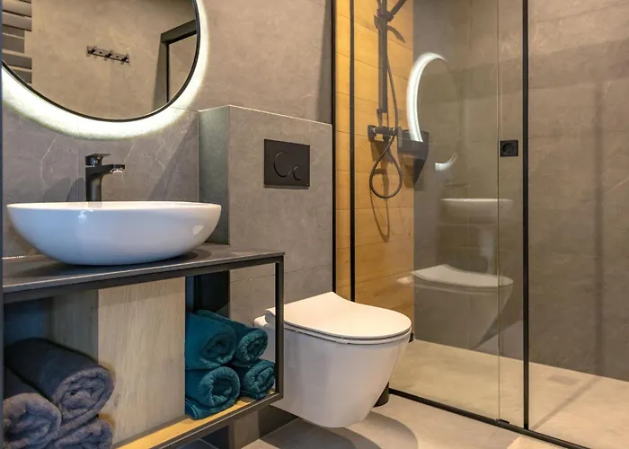 M Hotel apartamentowy 3*