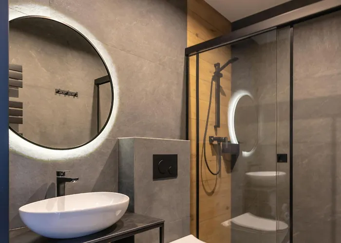 Hotel apartamentowy M 3*