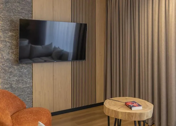 Hotel apartamentowy M 3*